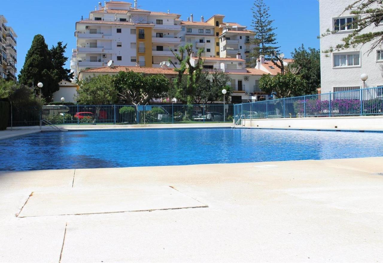 Apartment Acapulco Фуeнхирола Екстериор снимка